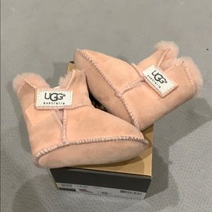 Infants Ugg winter boots